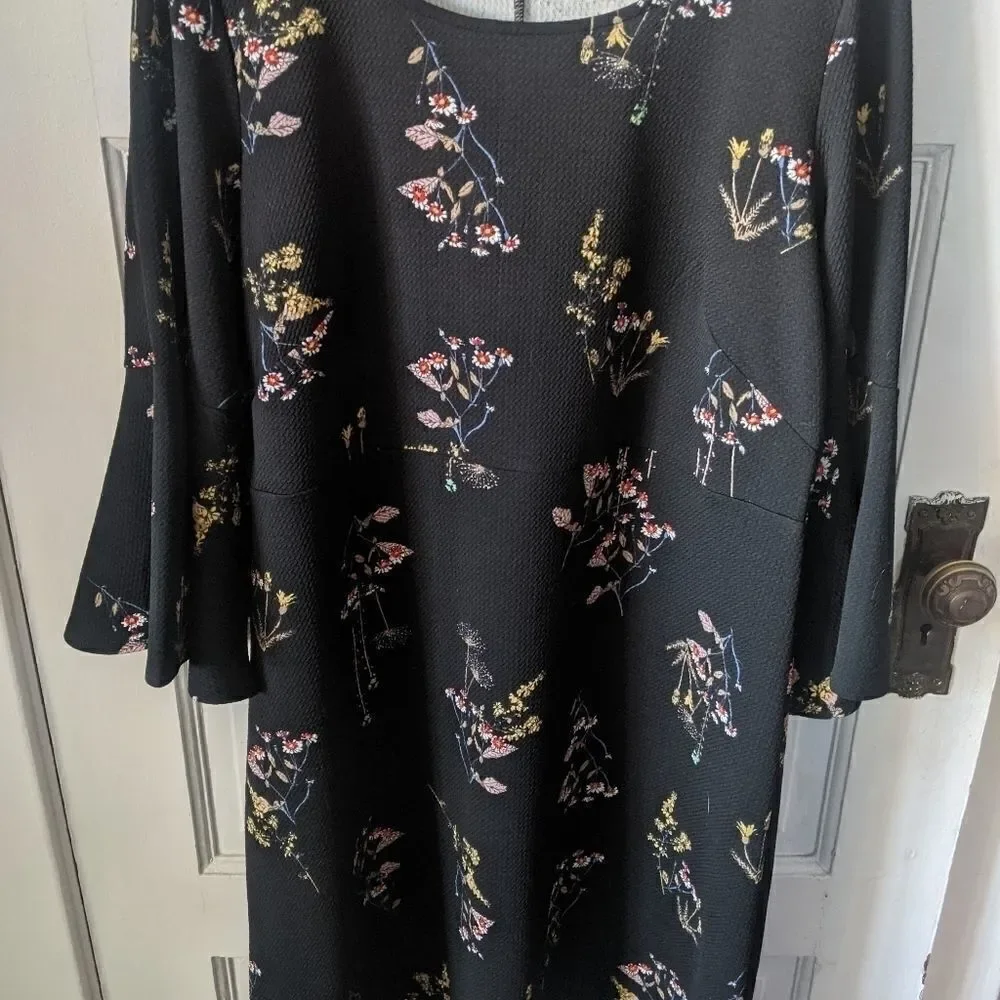 Avenue skater style dress in a size 14/16